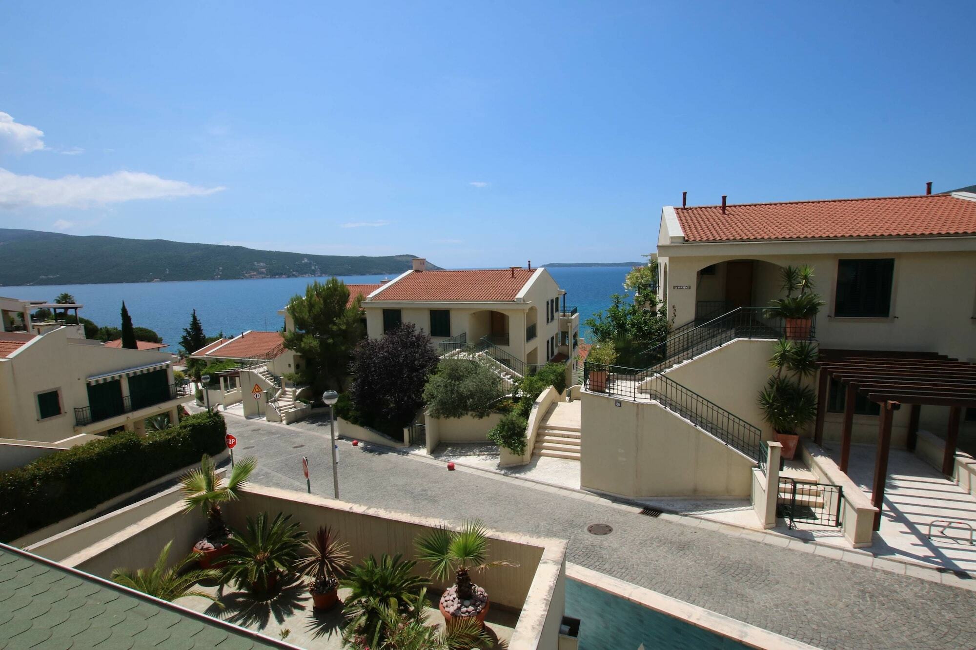 Sole Mio Apartment & Wellness Herceg Novi Extérieur photo